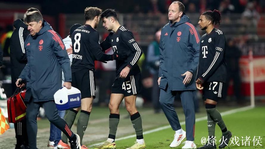 记者：虽然帕夫洛维奇无大碍，但战斯图加特他将