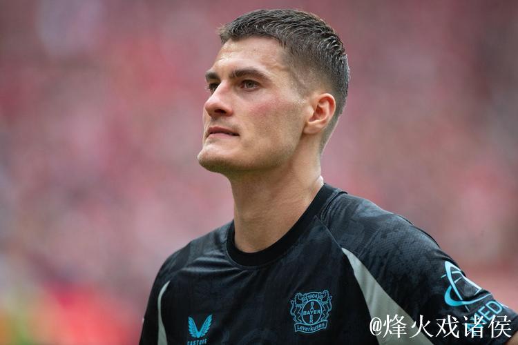 德天空:希克与药厂已就续约展开谈判 滕哈赫一直想留住这名球员 德天空:希克与药厂已就续约展开谈判 滕哈赫一直想留住这名球员