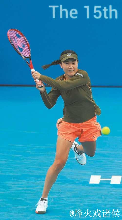 朱琳为安徽队赢得十五运会网球女单冠军